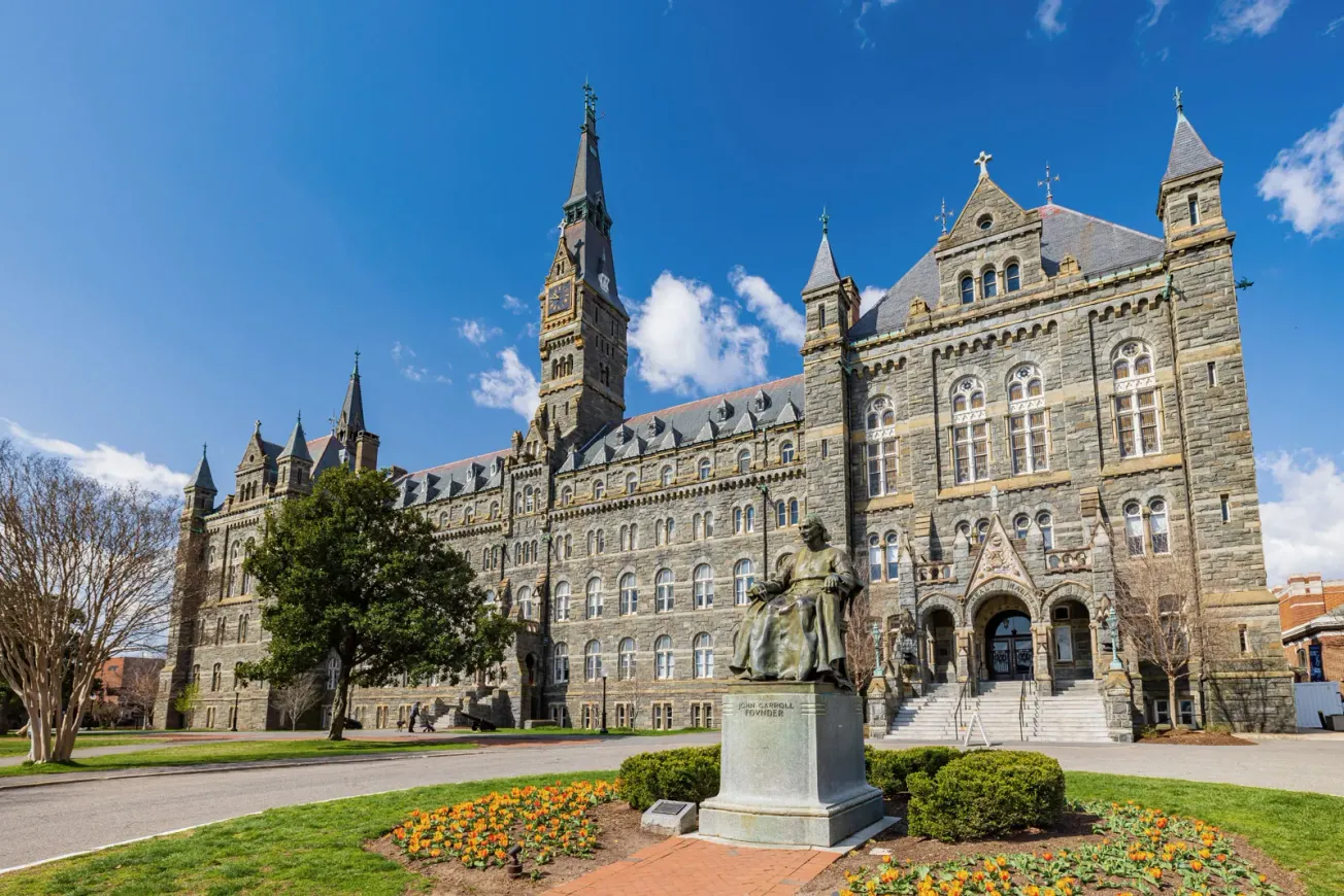 Université de Georgetown : l'énième folie woke des logements neutres