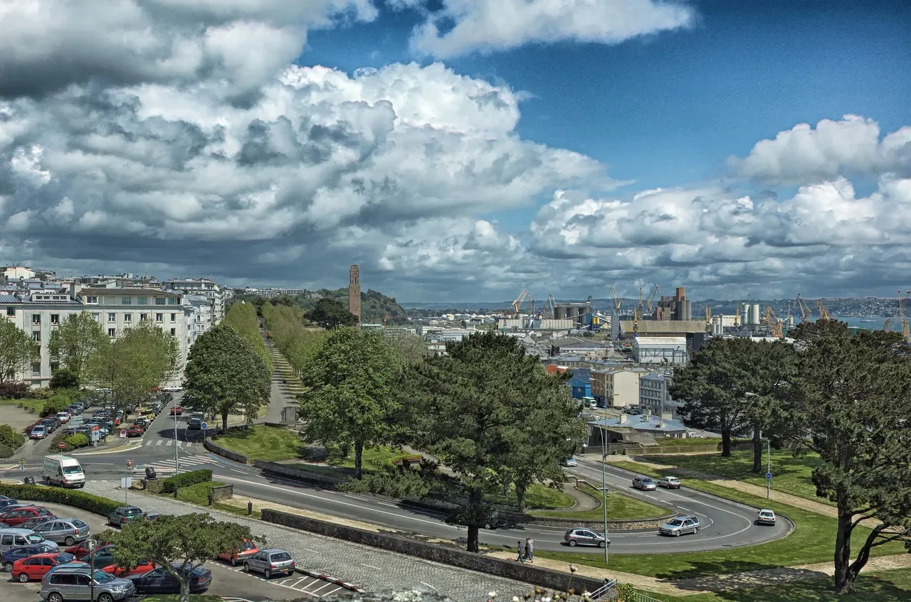 La Marche des Fiertés à Brest : une démonstration de wokisme et d'éxagération