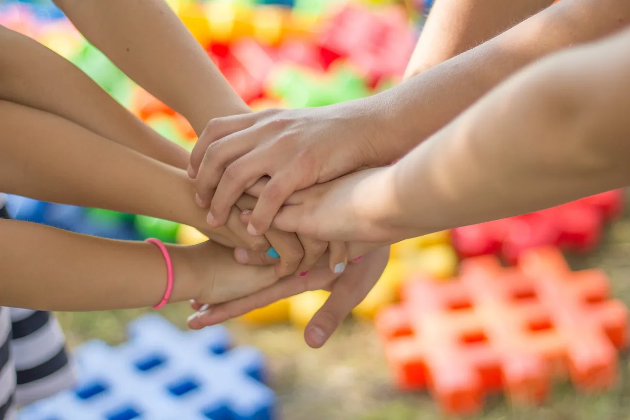 Une famille brisée par la transition de genre de leur enfant