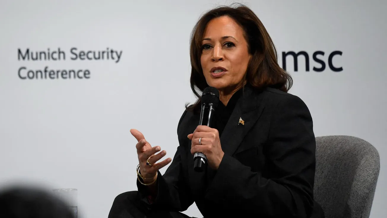 Les craintes de Kamala Harris quant au remplacement de Biden par un candidat blanc anti-woke